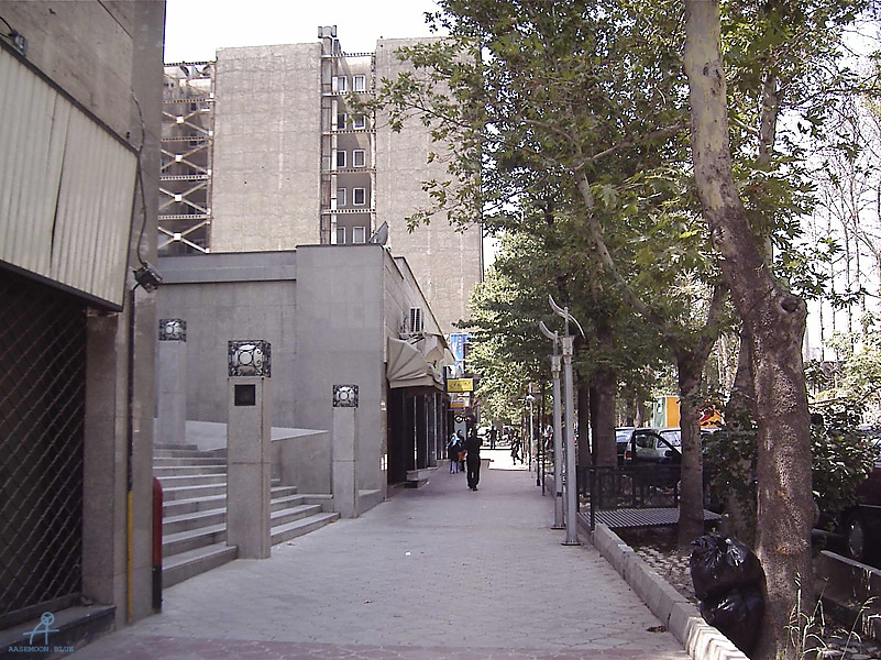 Tehran (477)
